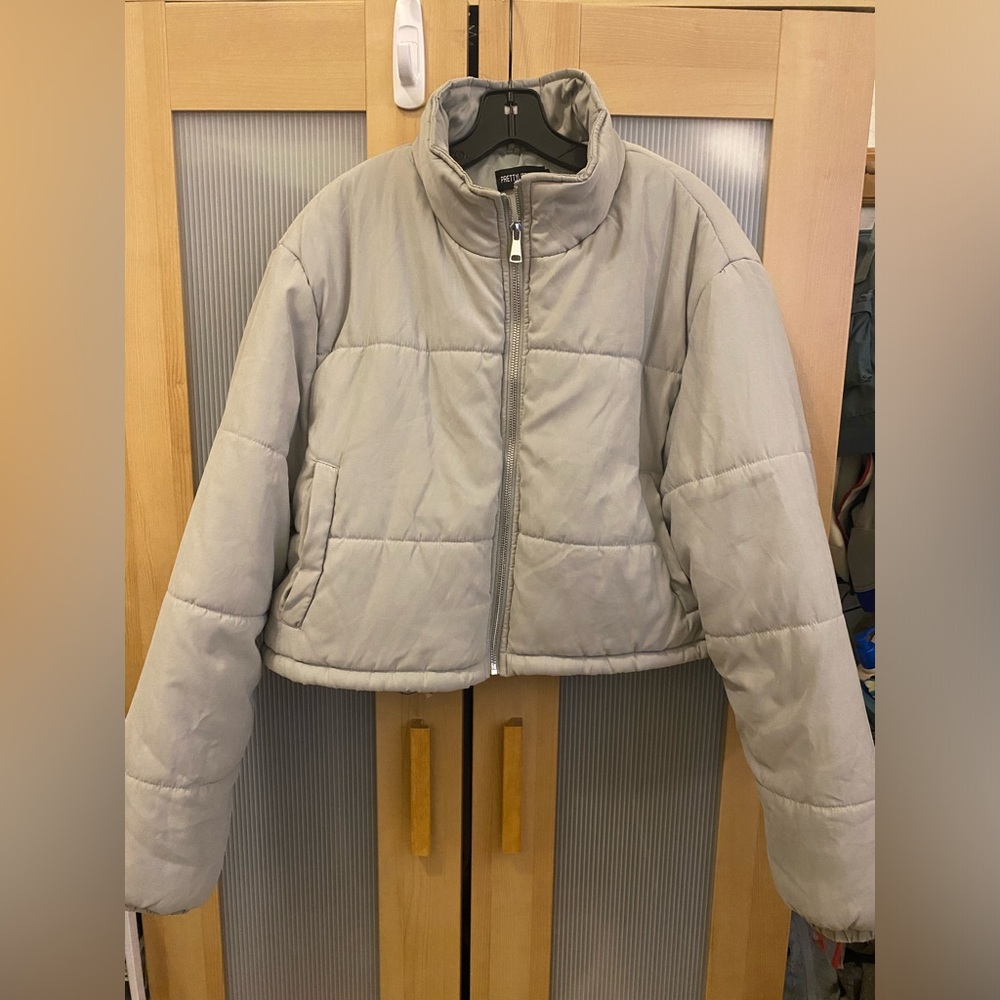 PrettyLittleThing cropped puffer jacket Size 10